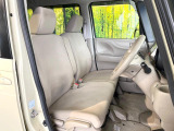 運転席シート廻りは使用感も少なく、良好な状態となっています。丁寧に使われていたことがよくわかりますね。