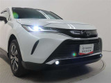 高輝度で点灯速度が速く、しかも消費電力の少ないLEDヘッドライトが装備されています!LEDの明るい光が走行中の視界の確保をサポートして、夜のドライブがより楽しく安全に運転できます♪