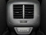 ☆後席に充電用USBポート(タイプC)搭載☆