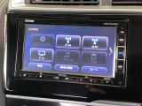 ナビ機能だけでなく、フルセグ、Bluetooth、DVDとCD再生などのオーディオ機能がついています!