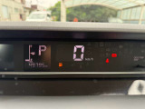 気になるお車がありましたら右の電話番号から直接お店にお問い合わせください。支払方法から車両情報、状態までなんでもご説明させて頂きます。スタッフ一同ご連絡お待ちしております。
