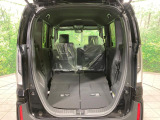 普段のお買い物や通勤、送迎等に十分な荷室スペースを確保しております。セカンドシートを倒すと、大きな荷物の積載も可能です♪