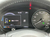 メーター内で様々な車の設定やデータの確認もできちゃいます!