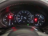 【メーターパネル】見た目もきれいで視認性もよく、安心して運転に集中できます。シンプルであるということが実は安全でもあるんです。