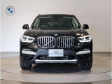 ☆BMWの代名詞とも言える【キドニーグリル】一目見ただけでBMW車であると認識できる確固たるアイコンとして存在感を放ちます☆