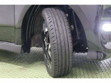タイヤサイズ 165/55R15。