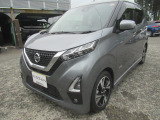 【納車前点検】法定12ヶ月点検+エンジンオイル&エレメント交換+ワイパーリフィル交換等を弊社整備工場にて実施。