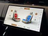 【リアエグゼクティブシート】リア席の方もヒーター&クーラー等の装備をお楽しみいただけます