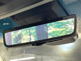 【デジタルインナーミラー】後席の大きな荷物や同乗者で後方が確認しづらい時でも安心!カメラが撮影した車両後方の映像をルームミラー内に表示。クリアな視界で状況の確認が可能です!