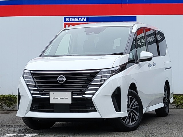 セレナ 2.0 ハイウェイスターV 4WD 