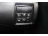 【クリアランスソナー】警告音と表示で、障害物の確認をアシスト♪縦列駐車時や駐車場・車庫などでの取り回しをサポートします。