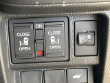 【両側パワースライドドア】スマートキーや運転席のスイッチで後席両側スライドドアの開閉が可能♪電動だから力を入れてドアを開ける必要が無く、小さなお子様でも簡単に開け閉めでき快適です♪