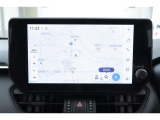 ディスプレイオーディオを装備。スマホとクルマをつなぐことで、これまでのナビに加えて、いろんなサービスが楽しめます。