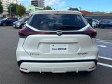 プライバシ-ガラスが装備されています。外を見るときは気にならずに、後方車両から車内が見えにくい設計です。