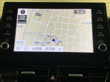 メモリーナビを装備。お出かけラクラク