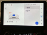 いまや必須装備「ナビゲーション」搭載!知らない場所にスイスイッとドライブ。もう、これなしではハンドルを握れませんね!でも運転中の操作は危険ですのでご注意ですね☆