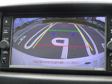 【バックモニター】車をバックさせる際に後方の様子をカーナビのモニターで確認。バック駐車を安全にスムーズに行うことができます!