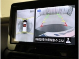 バックガイドモニター搭載で、駐車時もラクラク安心!
