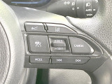 【レーダークルーズコントロール】高速道路での長距離走行が楽に!!自動で速度を保つクルーズコントロールが、衝突軽減システムと連携し、前方の車両を感知して車間を保つように速度調節してくれます!!