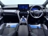 高いホールド性で運転姿勢が安定します。長距離ドライブでも疲れにくいのが魅力です。快適なドライビングライフをお送りください♪