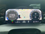 【Digital Cockpit Pro】ナビゲーションのマップをメーター全面に拡大表示できます。