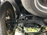 お車を安心してお乗りいただく為には、足回りの定期点検が欠かせません。サービスサポート(有償保証)では無料点検もご提供しており、安心のカーライフをお過ごしいただけるサポート体制が整っています。