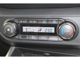 当店は全車『ロングラン保証』付!(1年間、距離無制限 HV車はHV保証付) 別途延長保証もご用意しております♪ ぜひ現車を確認にご来店ください
