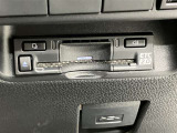 ETC車載器搭載しております。高速道路も料金支払いレーンに並ばず通過でき、とても便利です。ETCカードもお車購入時に入会する事ができます。お気軽にお問い合わせ下さい。