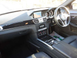 清潔感のあるクリーンな車内 禁煙 正規ディーラー車 後期モデル AMGスポーツPKG レーダーセーフティPKG パノラミックスライディングルーフ 黒フルレザー&全席ヒーター 純正ナビ/フルセグTV 全国対応2年保証付帯可能