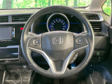 【ステアリングスイッチ】運転中、前方から目線をそらすことなく、オーディオ等の操作が可能な便利機能!安心&快適なドライブを演出してくれます♪