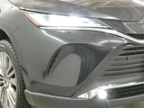 LEDヘッドライトです。デザイン性がよくとても明るいので、夜間の走行や悪天候でも安心です。しかも長寿命!