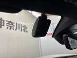 純正のドライブレコーダーを装備!!万が一の時にはしっかりと映像が残ります!煽り運転や事故が多いこのご時世。安心の為には着いていて欲しいオプション装備ですね♪