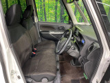 運転席シート廻りは使用感も少なく、良好な状態となっています。丁寧に使われていたことがよくわかりますね。