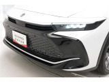 LEDヘッドライトです。デザイン性がよくとても明るいので、夜間の走行や悪天候でも安心です。しかも長寿命!