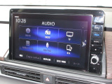 ナビゲーションは純正10インチメモリーナビ(VXU-217DYi)を装着しております。AM、FM、CD、DVD再生、Bluetooth、音楽録音再生、フルセグTVがご使用いただけます。
