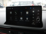 ホンダ純正コネクトディスプレイはAM/FM・Bluetooth・フルセグTV・スマートフォンで用いるGoogleアカウントを使用することで多彩なサービスが車内で利用でいます。