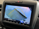 バックギアに入れるだけで自動でリヤカメラに切り替わります!車庫入れやバックが苦手な方にオススメ!