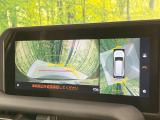 【パノラミックビューモニター】専用のカメラにより、上から見下ろしたような視点で360度クルマの周囲を確認することができます☆死角部分も確認しやすく、狭い場所での切り返しや駐車もスムーズに行えます。