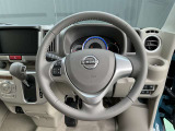 ちょうどいい大きさのハンドルです♪スイスイ運転できますよ♪