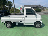 当店で購入して頂いたお車には距離無制限、一年間の保証をお付け致します。