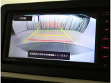 バックガイドモニターで、後方を確認しながら安心して駐車することができます。運転初心者も熟練者も必須の機能ですよ!