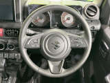 【純正革巻きステアリング】上質な革を使用することで、手にしっかり馴染みとても運転しやすいハンドルです♪