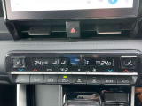 室内の温度を快適に保つオートエアコン付きです!