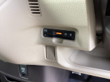 ETC付いてます。ETCが使用可能な道路通行料はキャッシュレスでスマートに走行できます。再セットアップして納車致します。