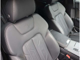 Audi正規ディーラーが高品質をお約束。高度な訓練・教育を受けたAudi専任メカニックが、100項目にもおよぶ精密な点検を実施いたします。すべてをクリアしたAudi車だけが、あなたのお手元に届けられるのです。