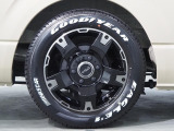 【新車/アースカラーPKG/ベージュ/ディーゼルターボ/2WD】スライド小窓付き車両
