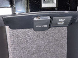 シガーソケット用の充電器が使用可能です!