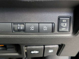 ハンズフリー両側オートスライドドアで手荷物いっぱいでも楽々開閉可能です