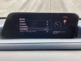 TSRは、走行中にフォワードセンシングカメラが認識した交通標識をメーターに表示することで、交通標識の見落とし防止を図り、安全運転を支援するシステム