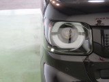 LEDヘッドライトは、点灯の瞬間から光量を発揮し、突然暗くなるトンネルなどでの安定感を高めます。